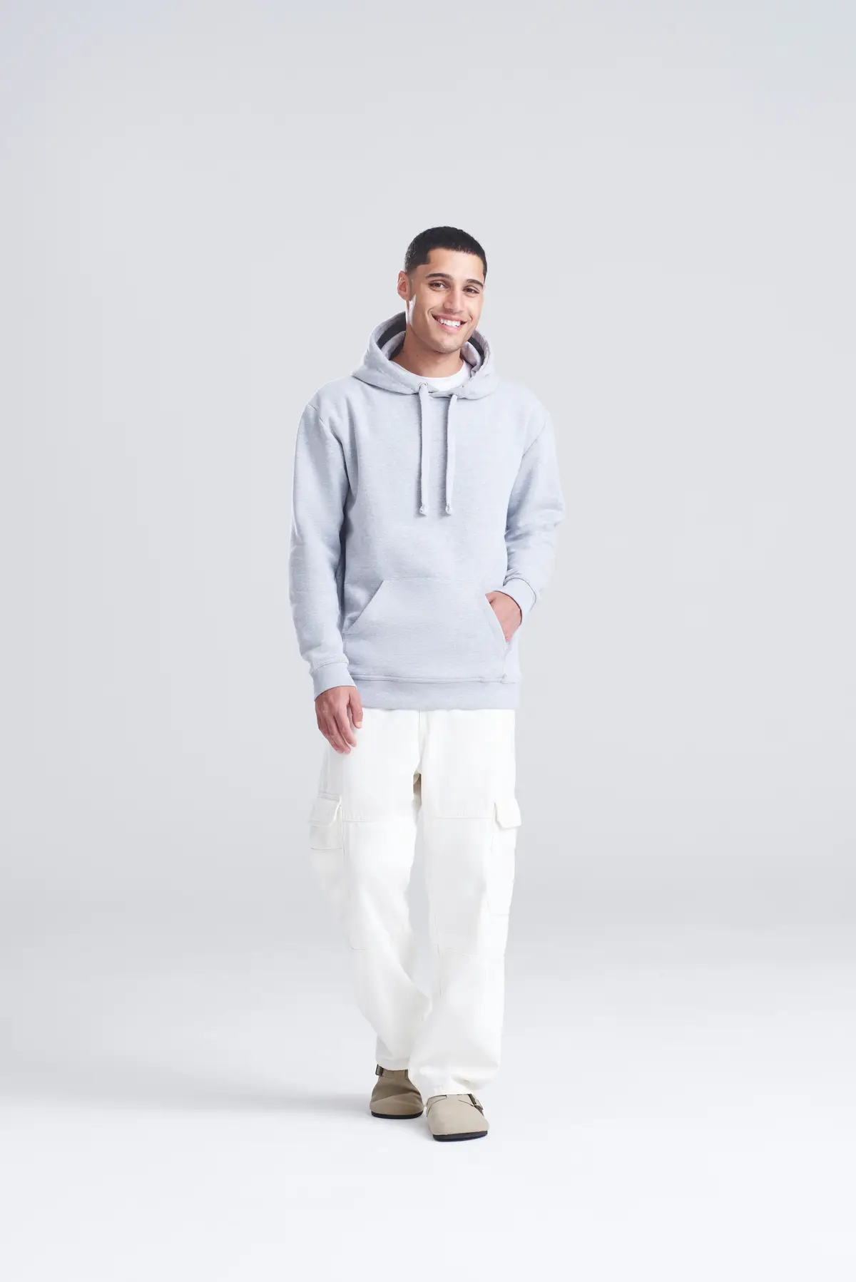 AWDis Just Hoods Heavyweight hoodie – Heather Grey – Original on-model photograph 01