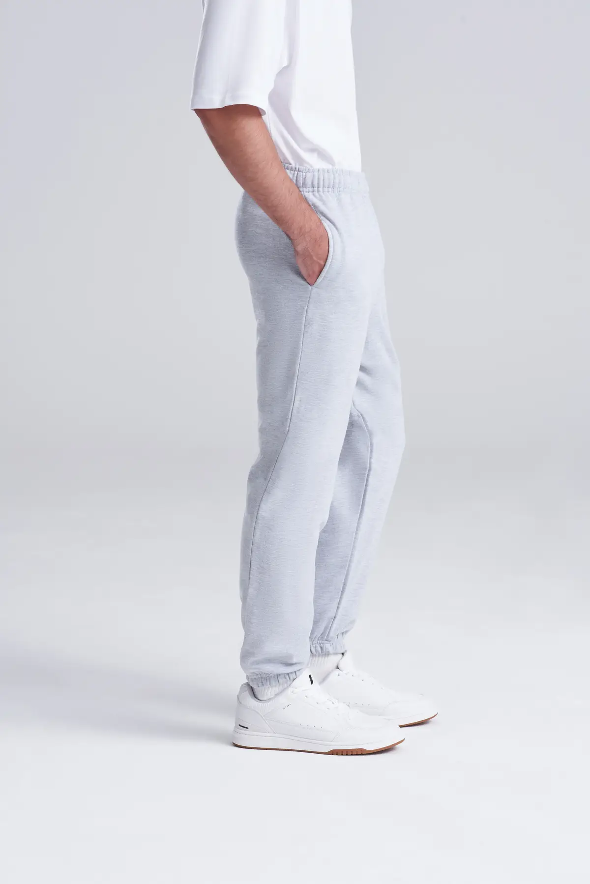 AWDis Just Hoods College cuffed sweatpants – Heather Grey – Original on-model photograph 03