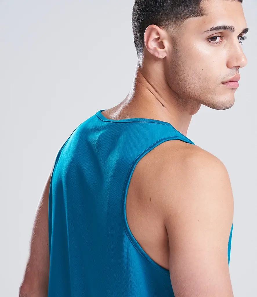 AWDis Just Cool Cool vest – Jade – JC007 Jade Model