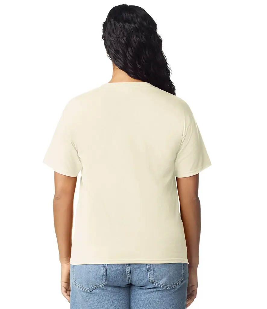 Gildan Heavy Cotton women's t-shirt – Off White – GD95 Off White Model
