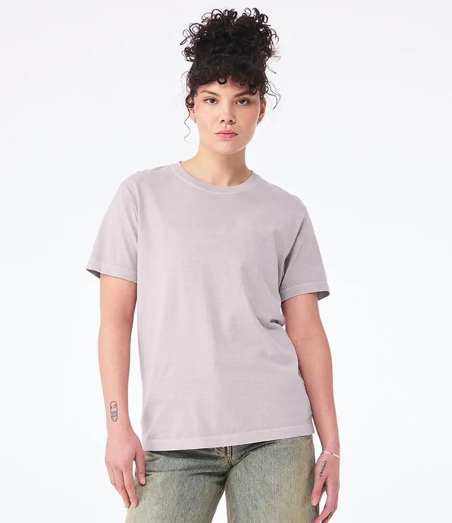 Bella+Canvas Unisex heavyweight washed tee – Washed Lavender – CV4810 Washed lavender Model