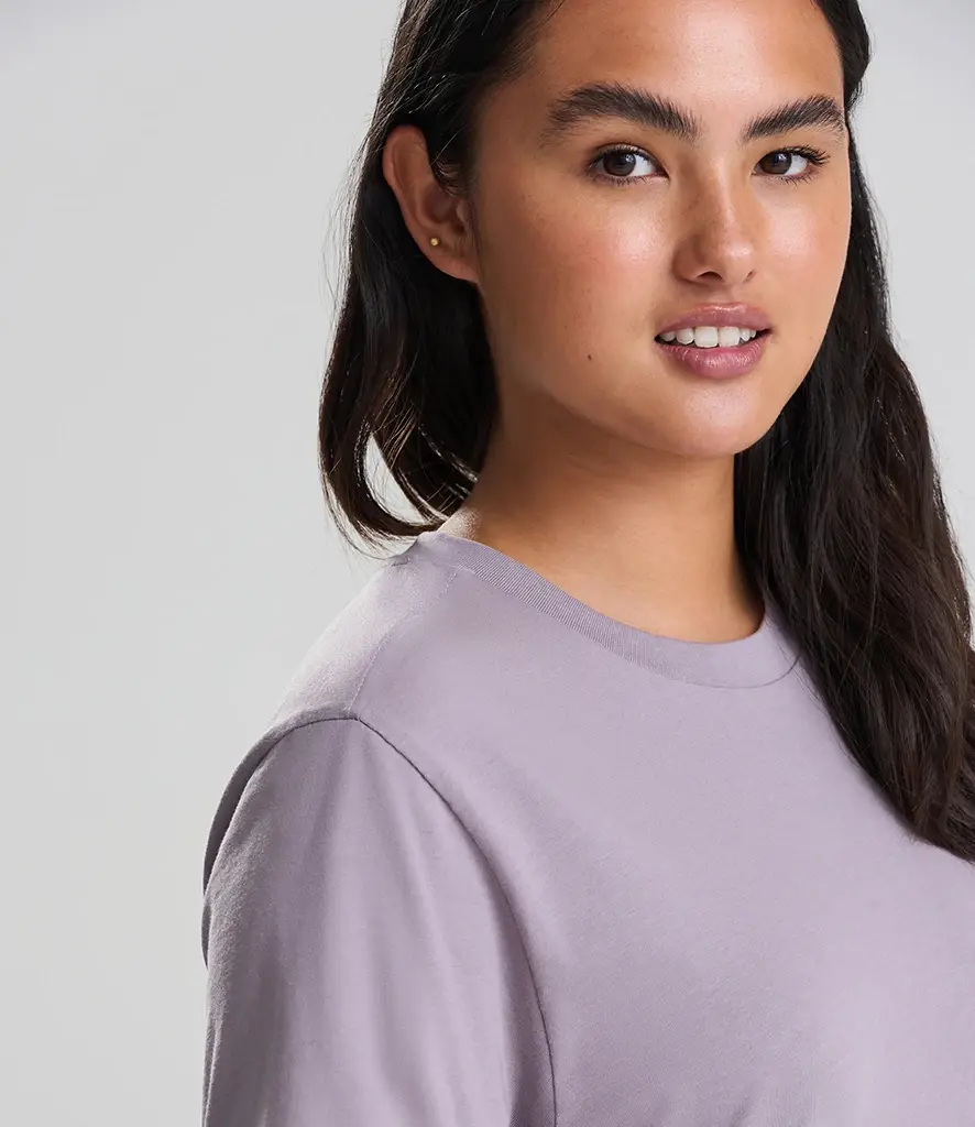 AWDis 180 T – Dusty Lilac – AT002 Dusty lilac Model