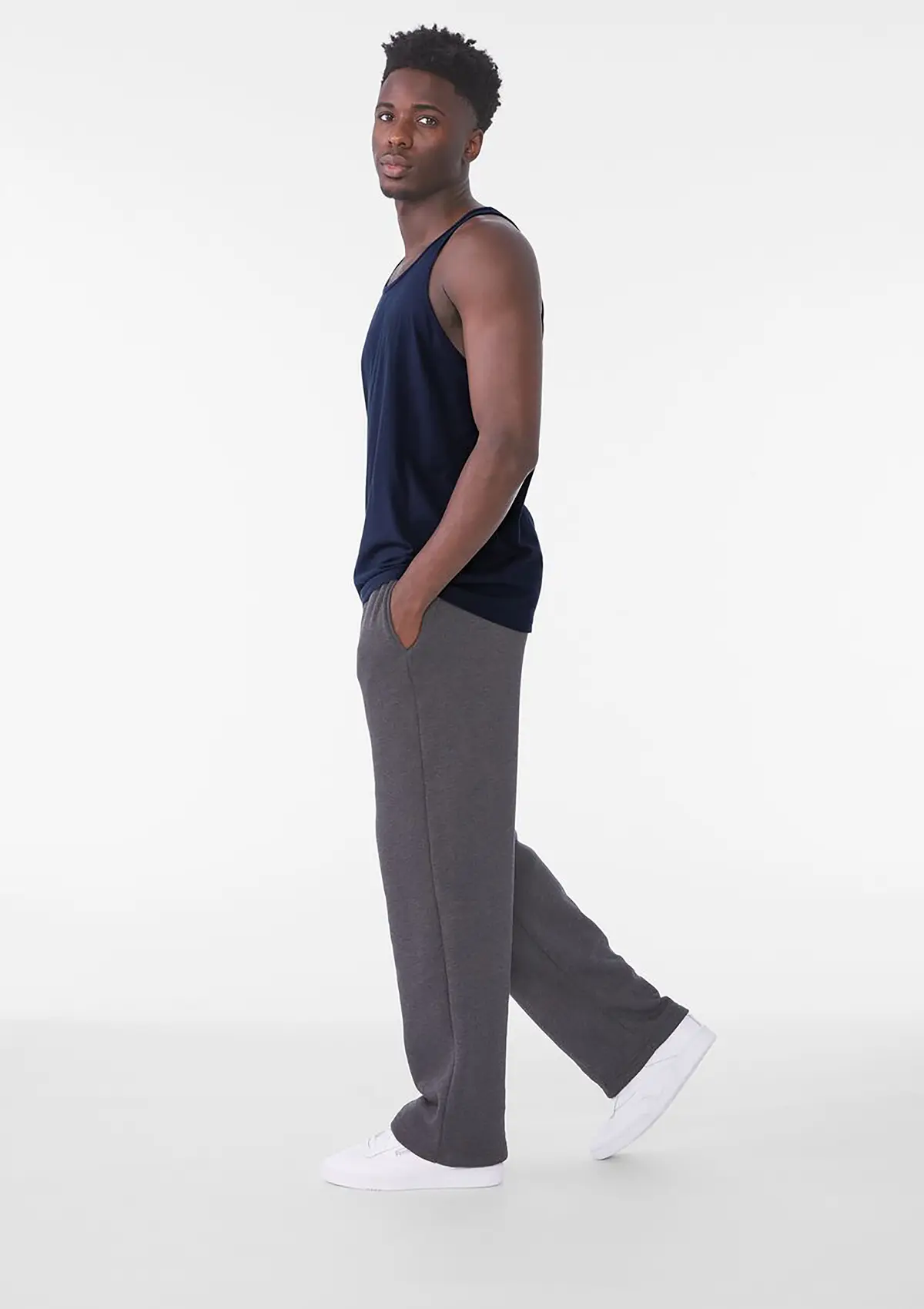 Bella+Canvas Unisex Jersey tank top – Navy – Original on-model photograph 01