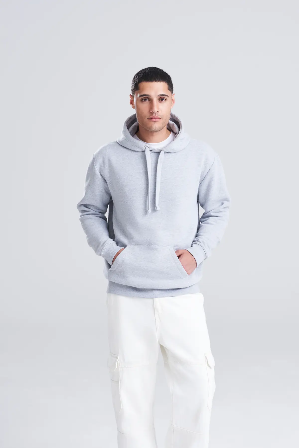 AWDis Just Hoods Heavyweight hoodie – Heather Grey – Original on-model photograph 02